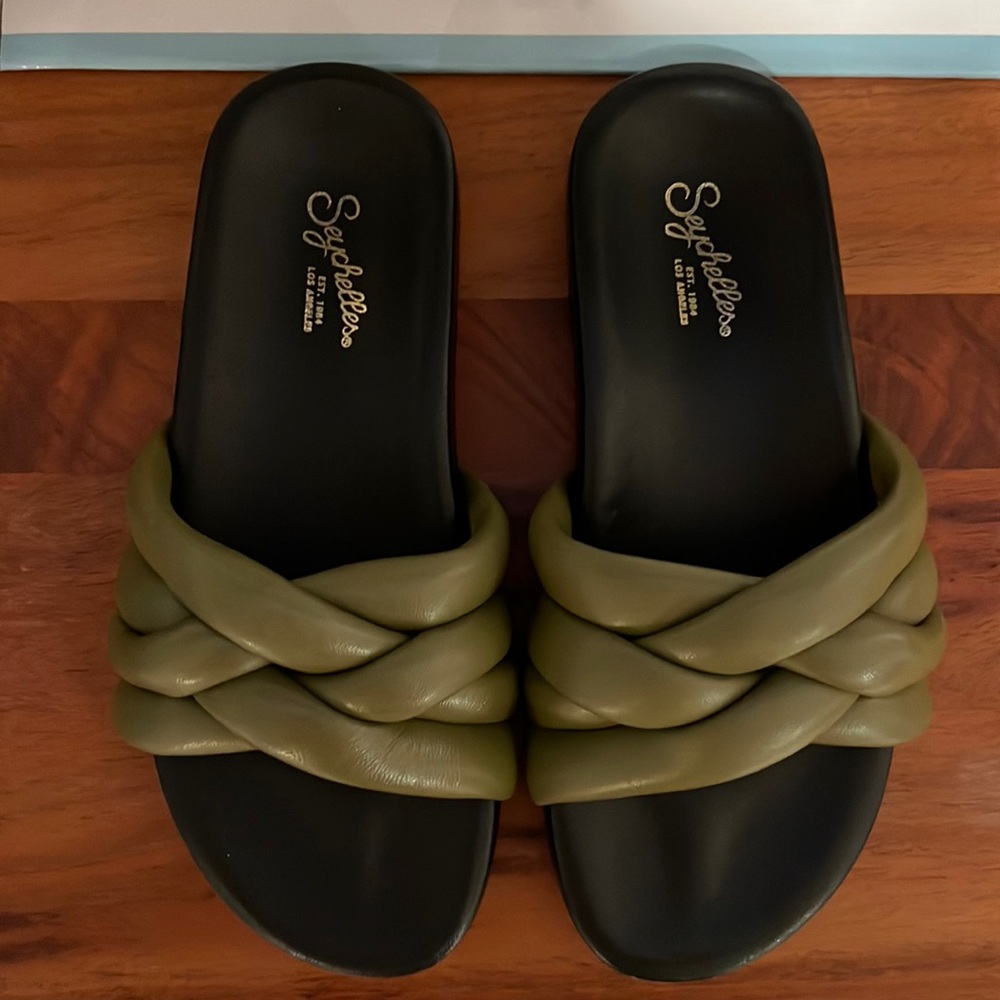 Seychelles leather sandal (olive)